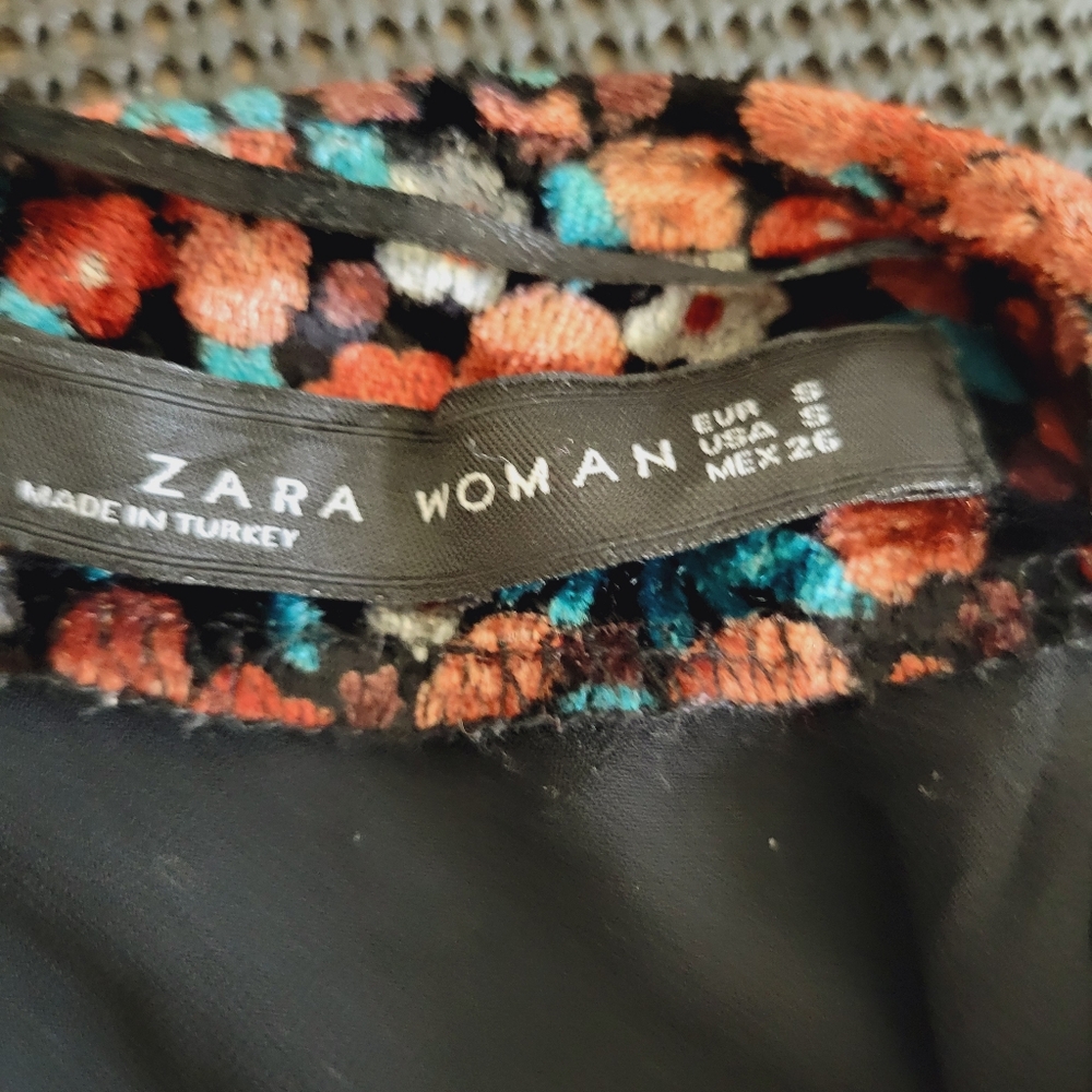 Zara Floral Velvet Short Dress - Picture 8 of 8